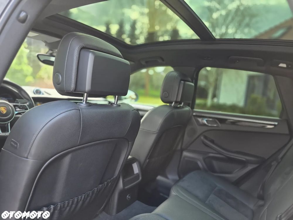 Porsche Macan S - 28