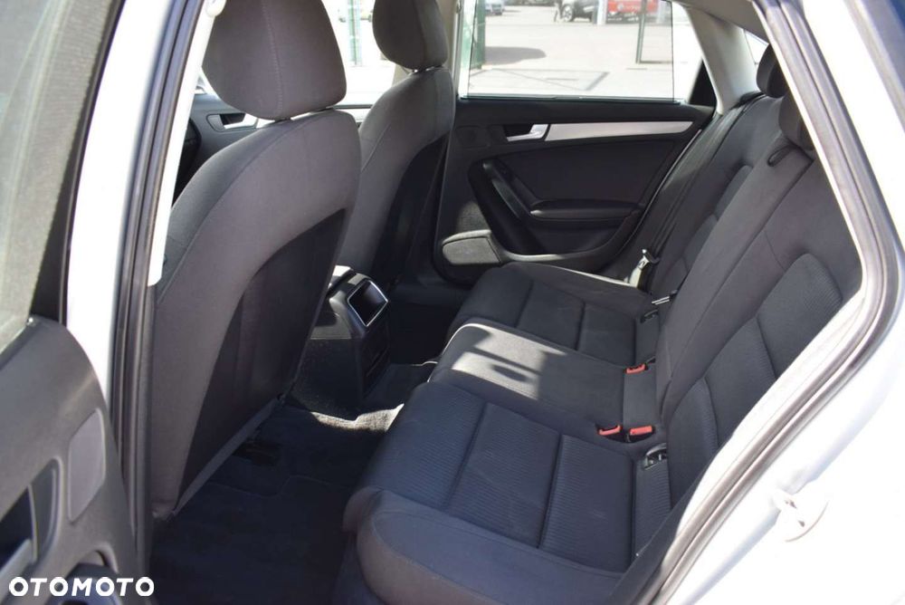 Audi A4 Limousine 2.0 TDI DPF Ambiente - 20