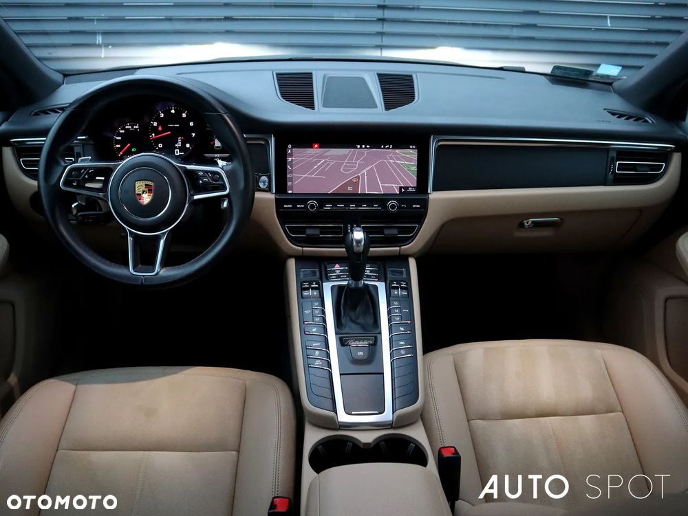 Porsche Macan Standard - 17