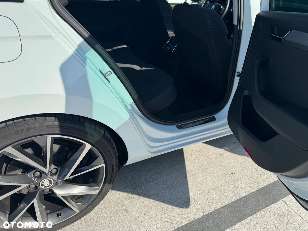 Skoda Superb 2.0 TDI DSG Style - 7