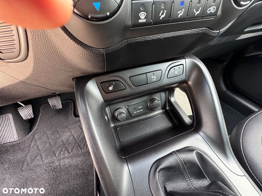Hyundai ix35 1.6 2WD Fifa World Cup Edition - 22