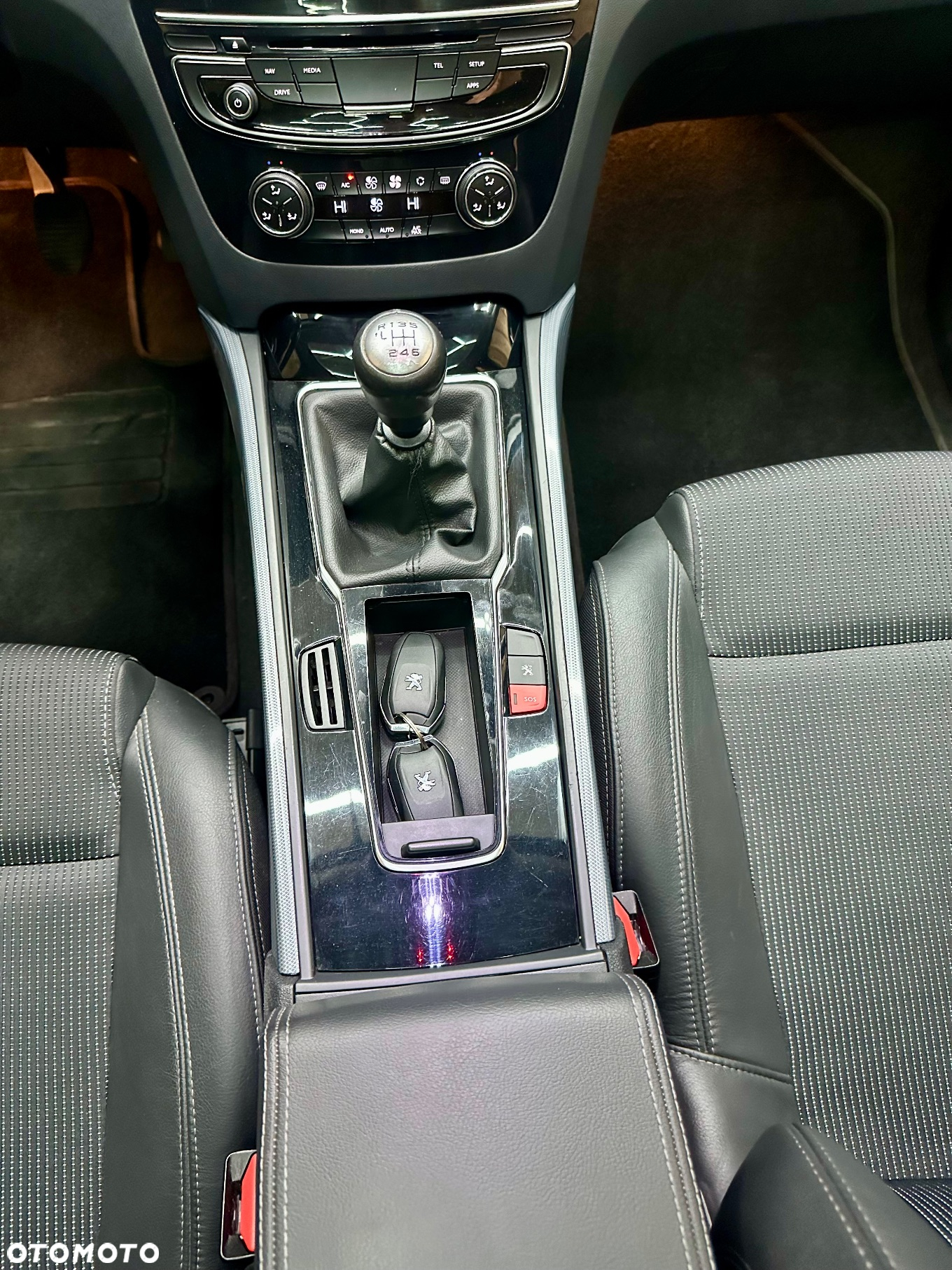 Peugeot 508 SW BlueHDi 150 Stop&Start Allure - 23