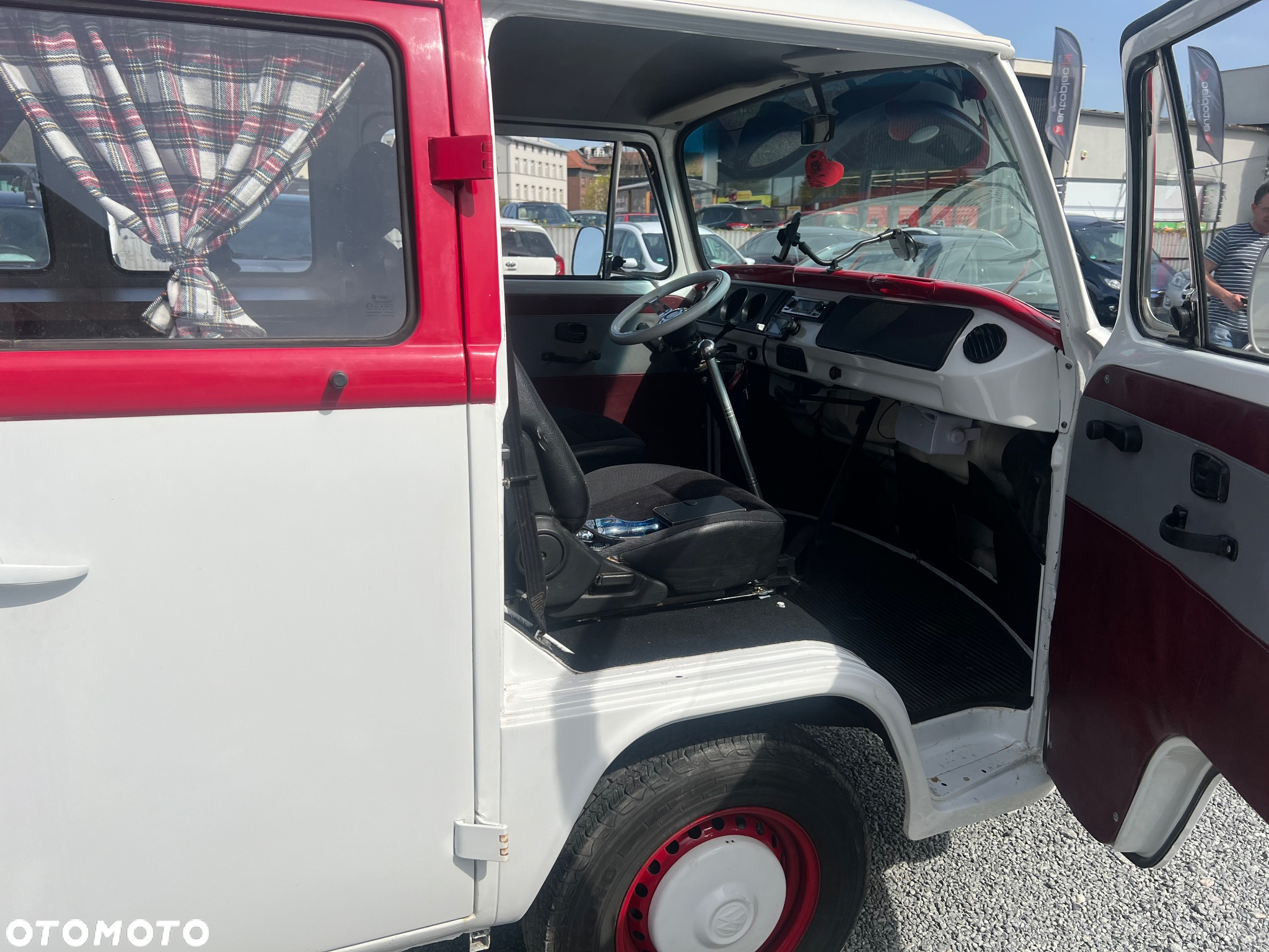 Volkswagen Transporter - 8