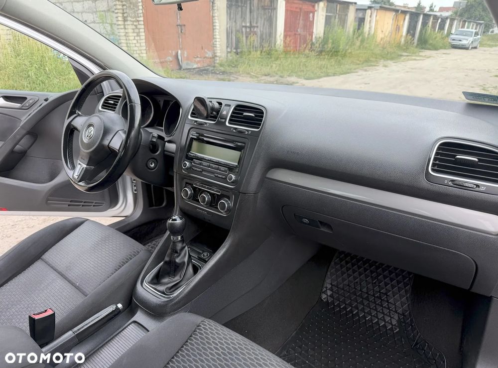 Volkswagen Golf 1.6 Comfortline - 9