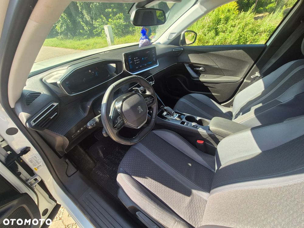 Peugeot 2008 1.2 PureTech GT Line S&S EAT8 - 11