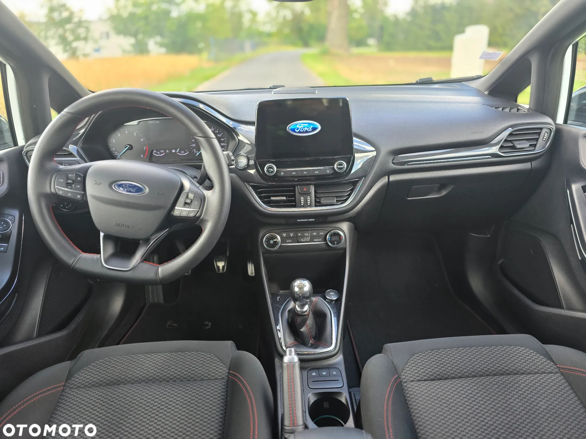Ford Fiesta 1.0 EcoBoost S&S ST-LINE - 10