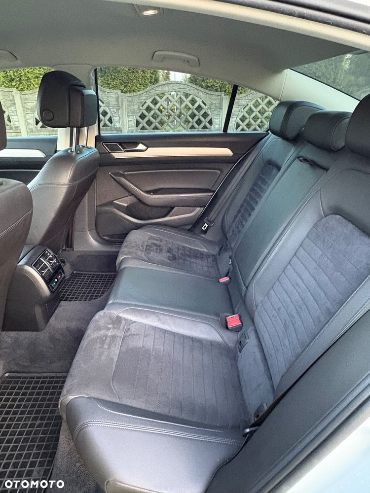 Volkswagen Passat 2.0 TDI BMT Highline DSG - 9