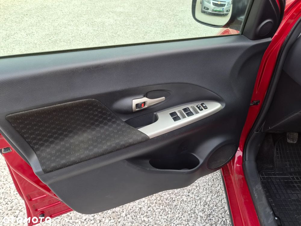 Toyota Urban Cruiser - 15