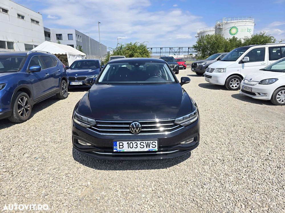Volkswagen Passat - 2