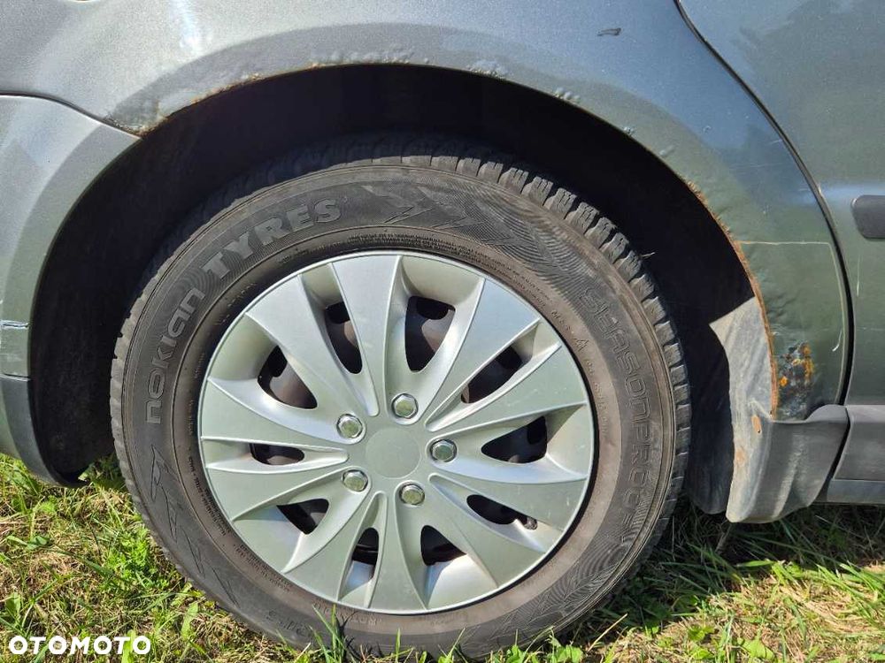 Volkswagen Passat - 8