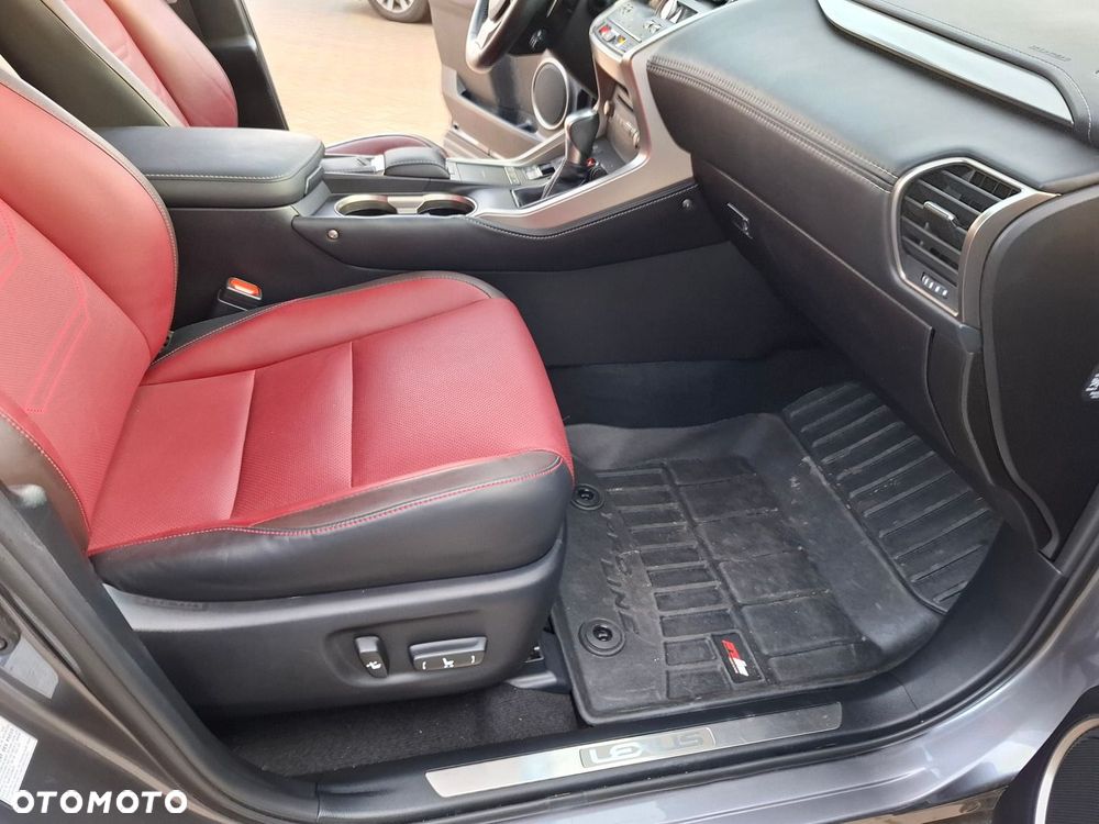 Lexus NX 300h Comfort AWD - 22