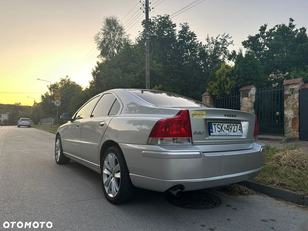 Volvo S60 2.4 Summum - 14