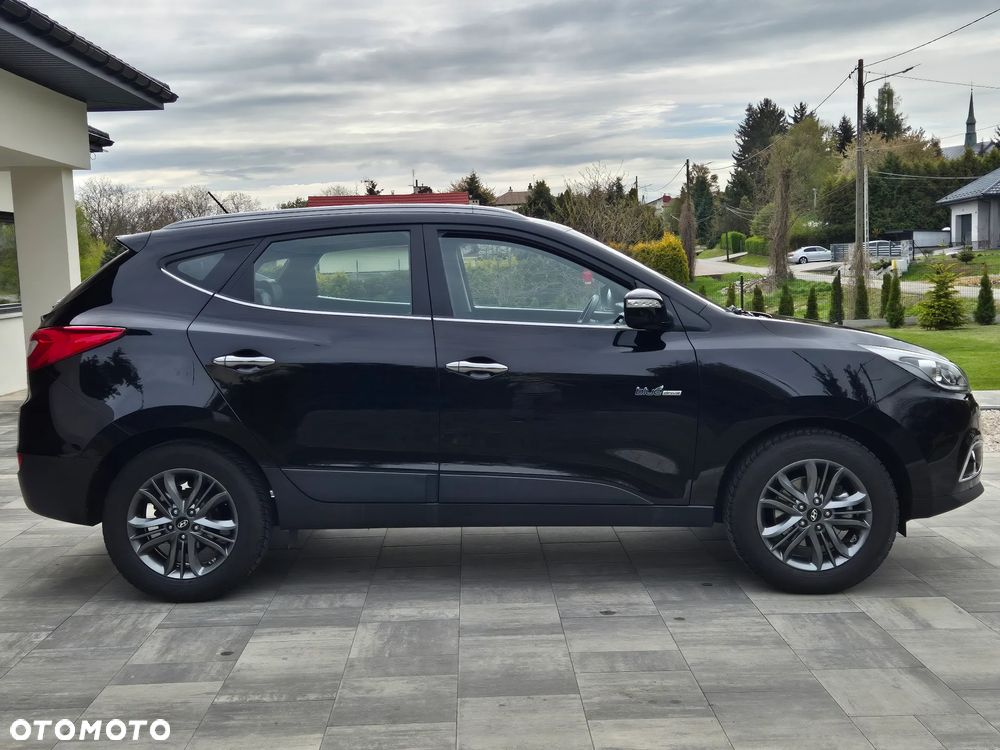 Hyundai ix35 1.6 2WD blue Trend - 13
