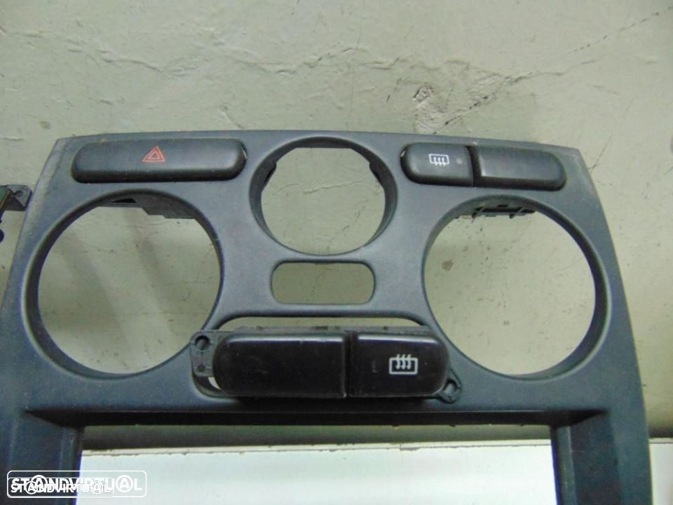 Mitsubishi Carisma consolas frontais - 7