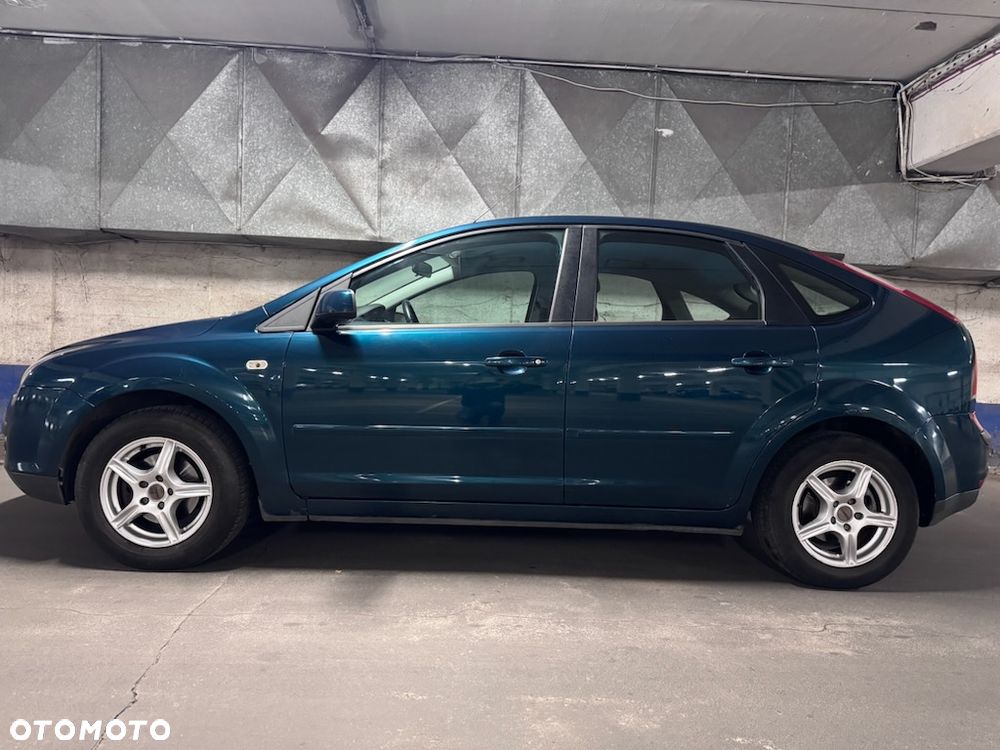 Ford Focus 1.6 Platinium X - 29