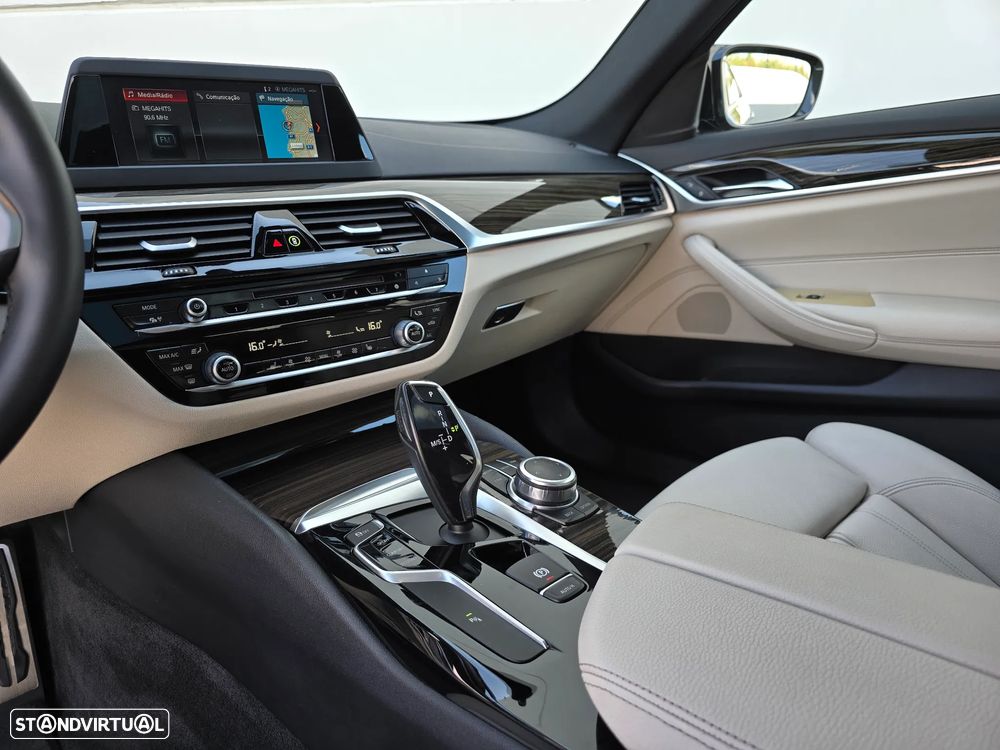 BMW 520 d Pack M Auto - 20