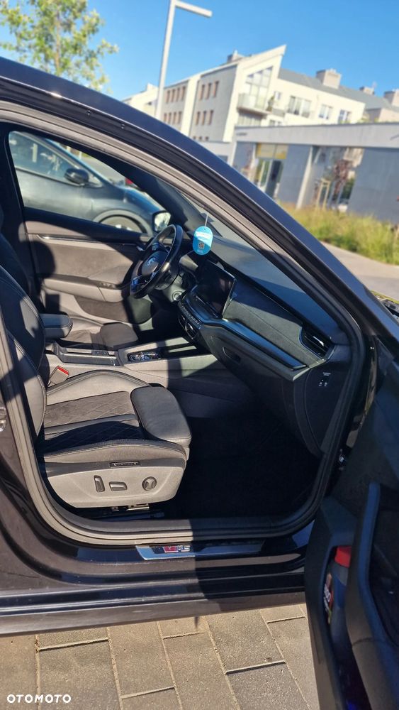 Skoda Octavia 2.0 TDI RS DSG - 12