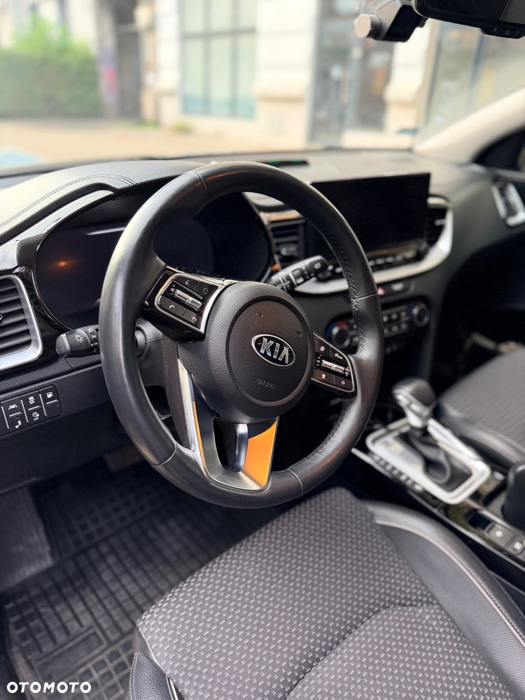 Kia XCeed - 7