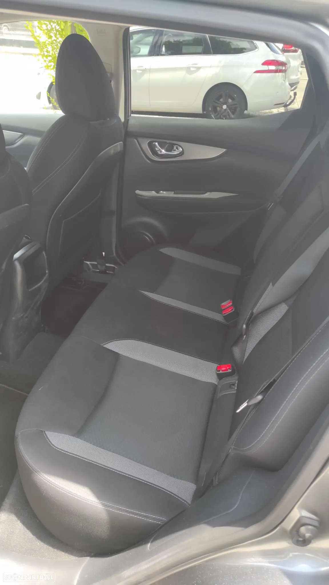 Nissan Qashqai 1.5 dCi Tekna - 26