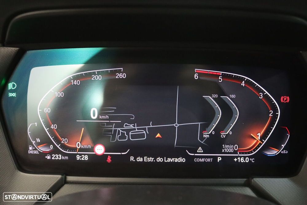 BMW 116 d Pack Desportivo M Auto - 13