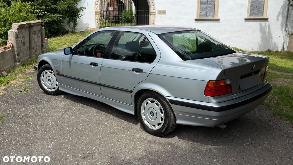 BMW Seria 3 - 14
