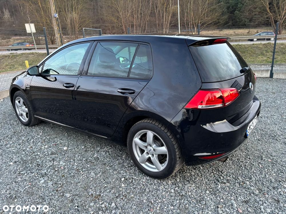 Volkswagen Golf 1.2 TSI BlueMotion Technology Cup - 6