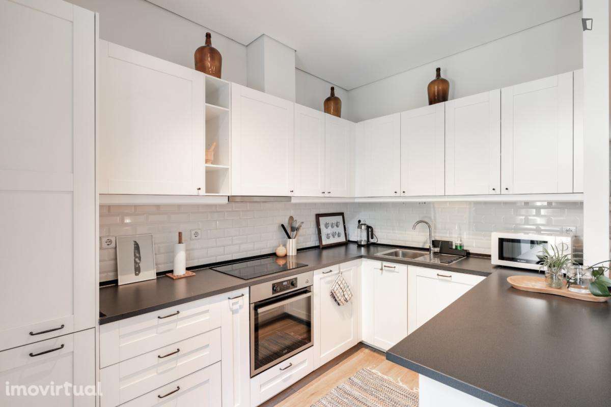 Casa com 3 quartos - localizado em Ramalde Porto - Grande imagem: 5/59