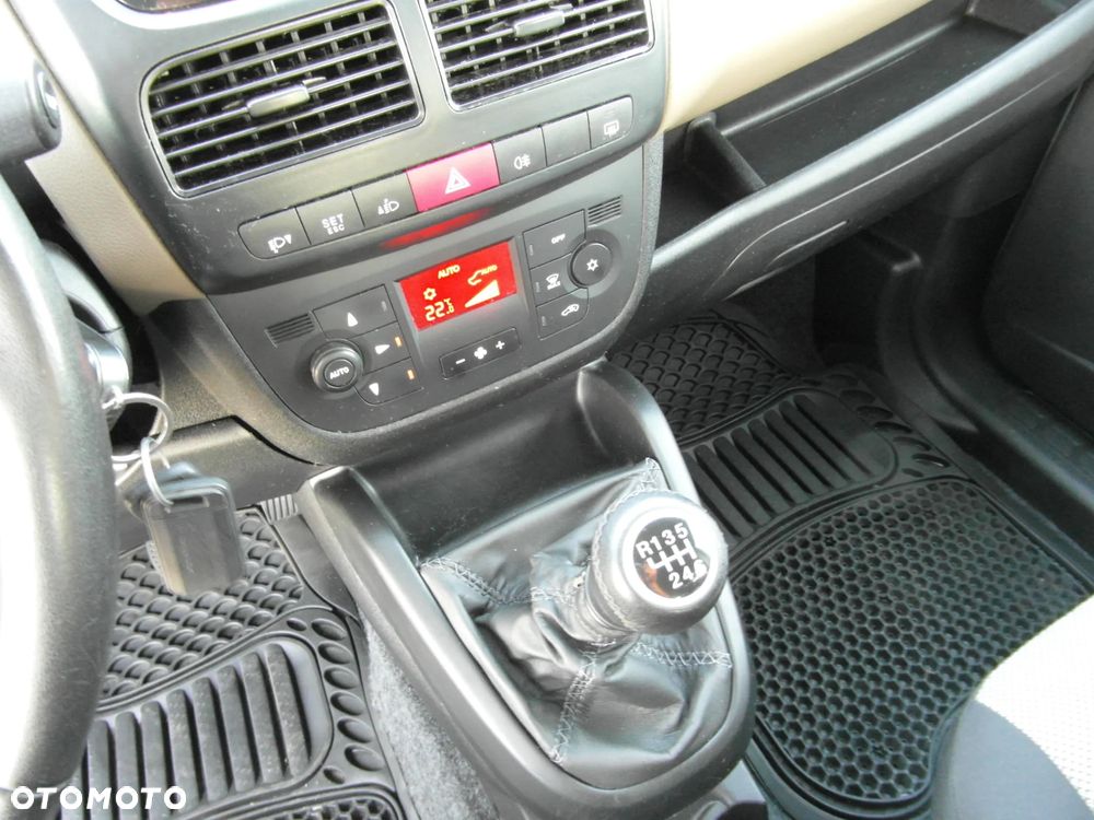 Opel Combo 1.6 CDTI L1H1 Selection - 27