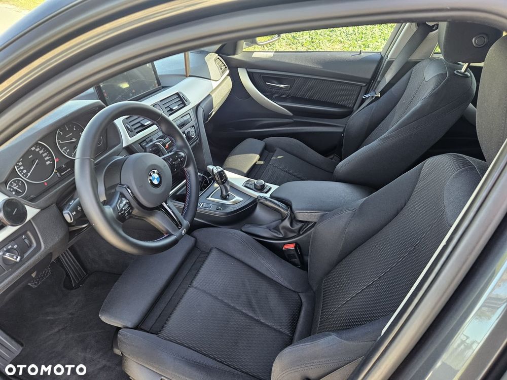 BMW Seria 3 320d - 14