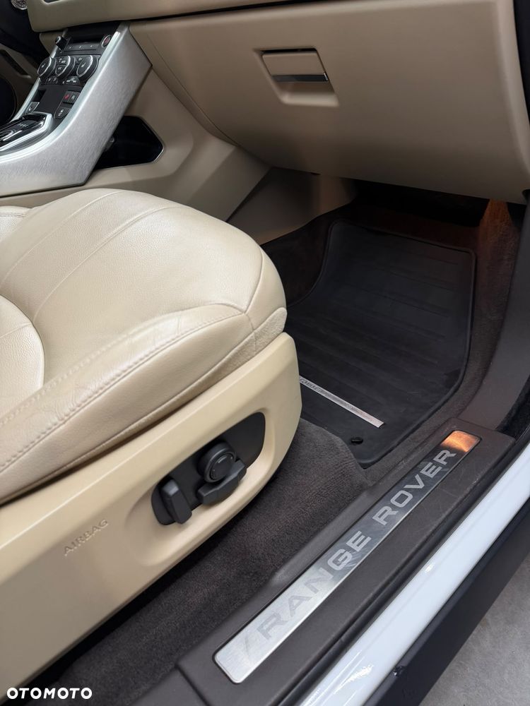 Land Rover Range Rover Evoque 2.0Si4 SE - 24
