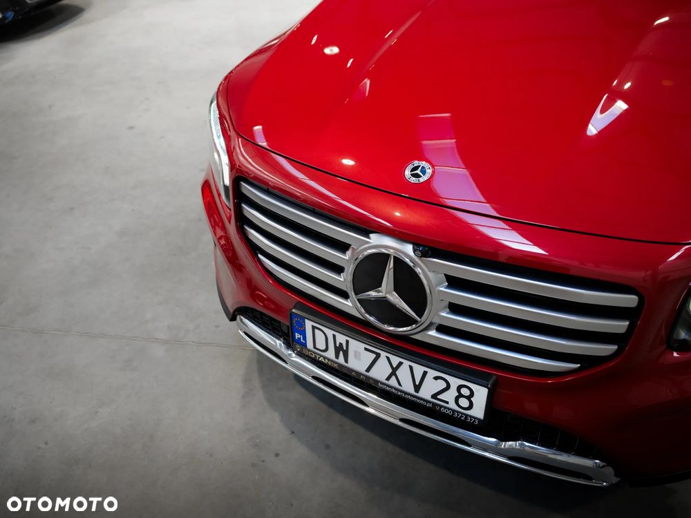Mercedes-Benz GLB 200 d Progressive 8G-DCT - 4