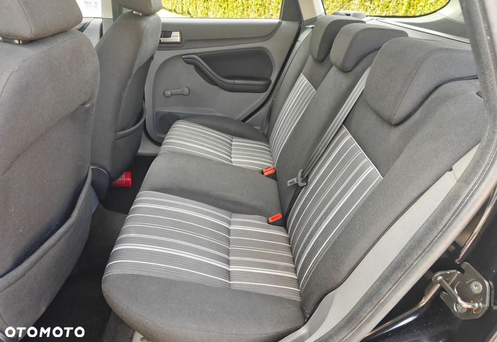 Ford Focus 1.8 TDCi Amber X - 13