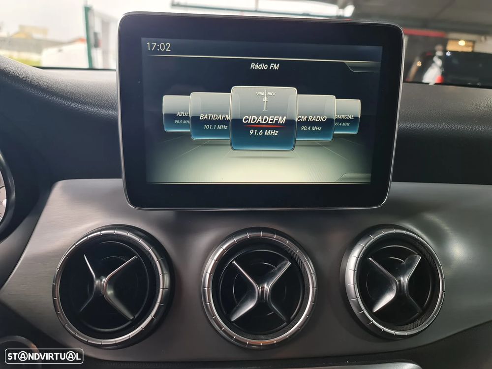 Mercedes-Benz CLA 220 d 7G-DCT AMG Line - 24