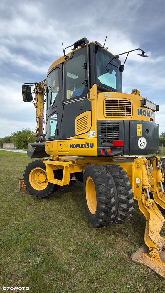 Komatsu 4x4x4 ramię łamane Koparka kołowa KOMATSU  PW98MR-8 10ton 4x4x4 ośki skrętne Ramię 3x łamane BEZ DPF i ADBLUE 4 cyl dodatkowe wyjścia hydr Pług Podpory 2012 szybka zwinna Prosto z importu 1 właściciel Cat TEREX Liebherr Wacker Pw 98 Mr 8 11 - 28