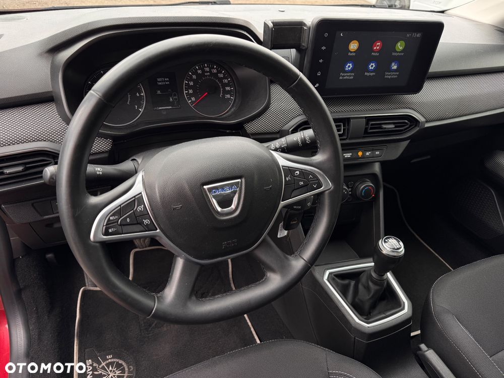Dacia Sandero - 8