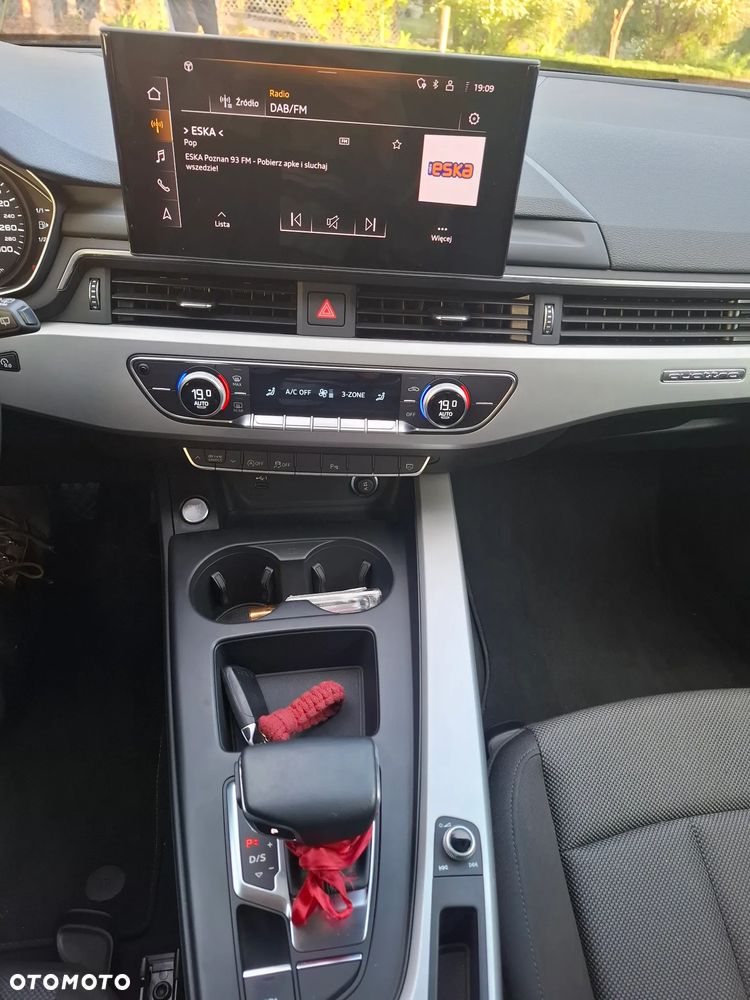 Audi A4 Avant 40 TDI quattro S tronic advanced - 31