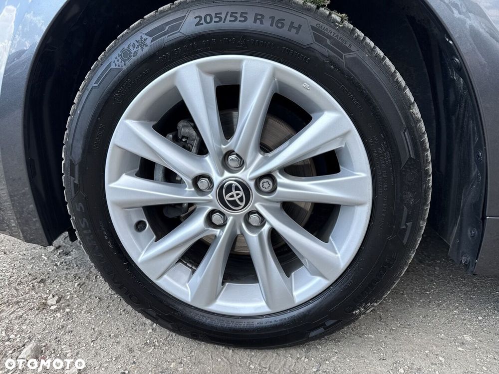 Toyota Corolla 1.8 Hybrid Comfort - 18