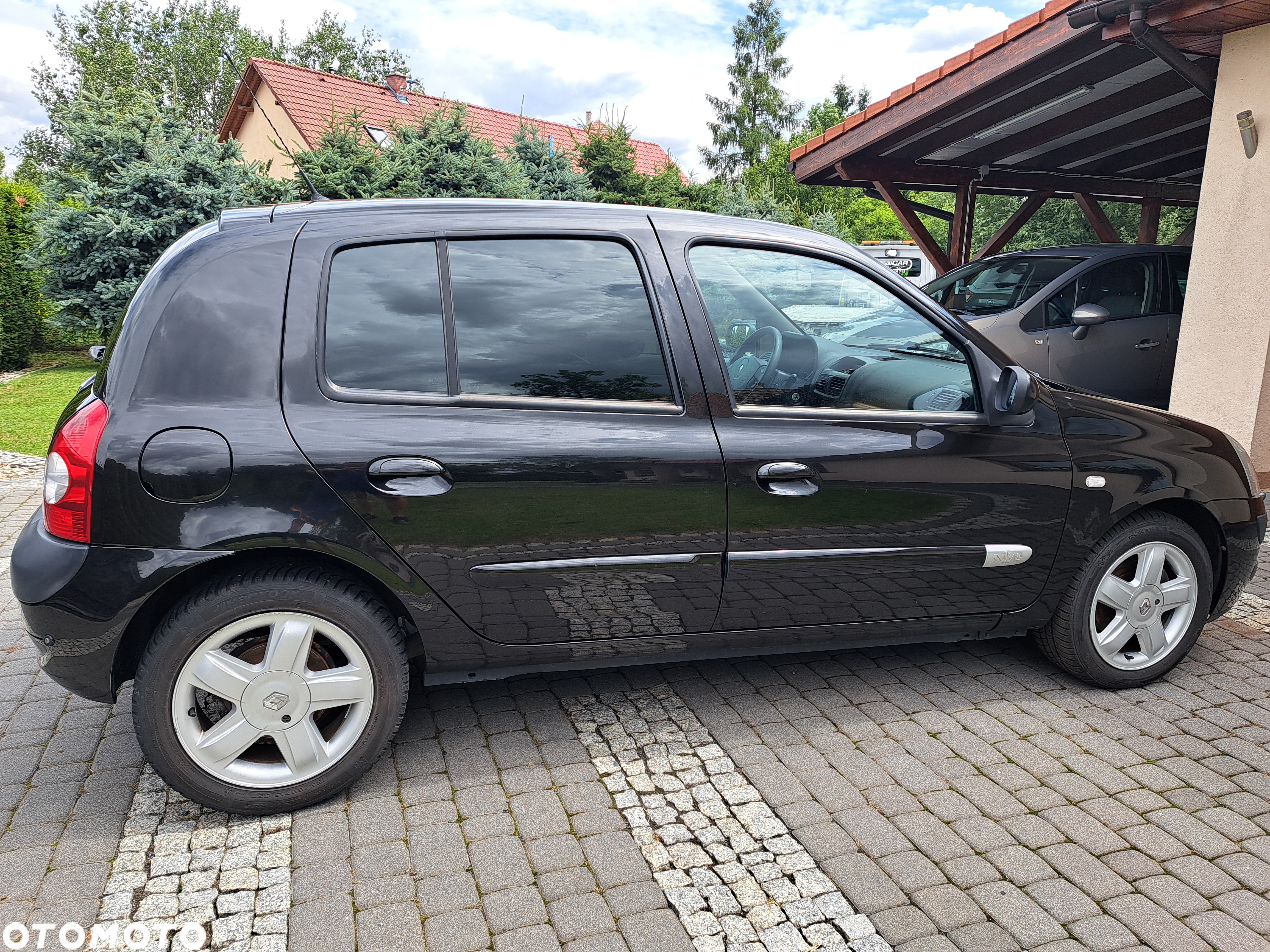 Renault Clio 1.6 16V Initiale - 5