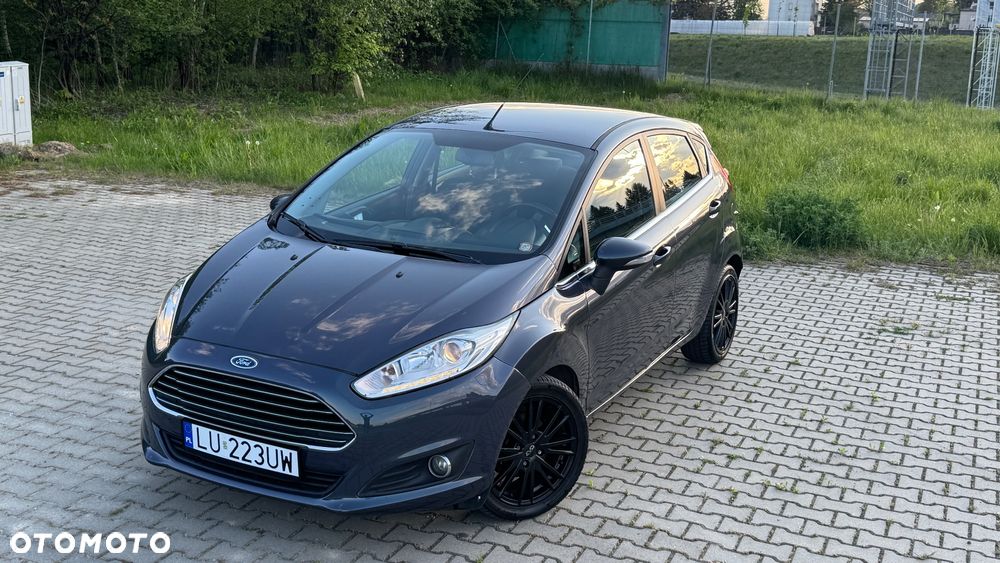 Ford Fiesta - 24