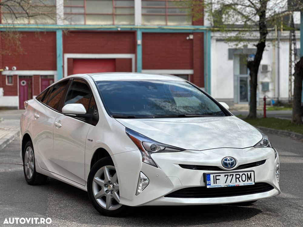 Toyota Prius 1.8 Dual VVT-i Sol+ - 9