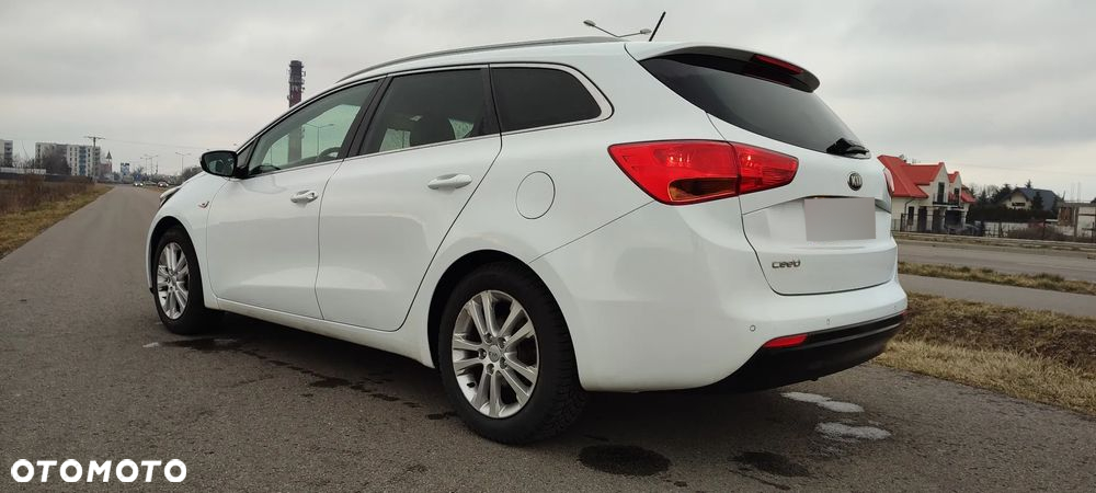 Kia Ceed Cee'd 1.6 GDI L Business Line - 11