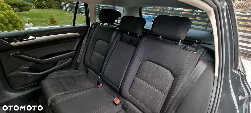 Volkswagen Passat 2.0 TDI BMT Comfortline DSG - 29
