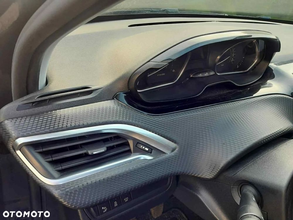 Peugeot 208 Diesel 5-Türer Style - 19