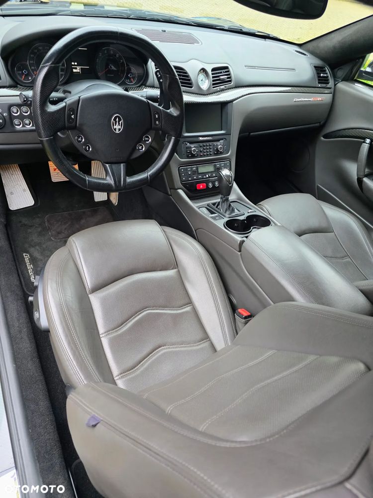 Maserati GranTurismo MC Stradale - 10
