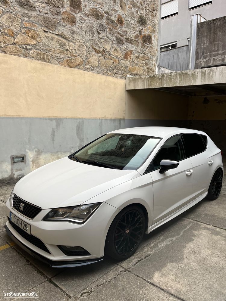 SEAT Leon 1.6 TDI DPF Ecomotive Style - 17