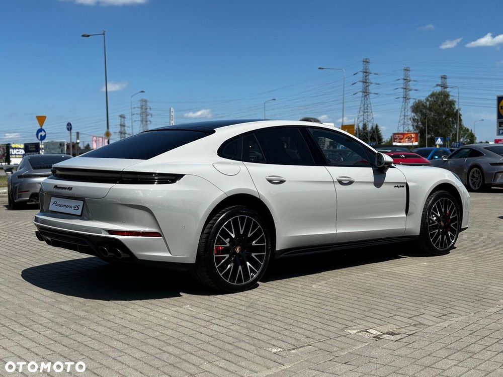 Porsche Panamera - 5