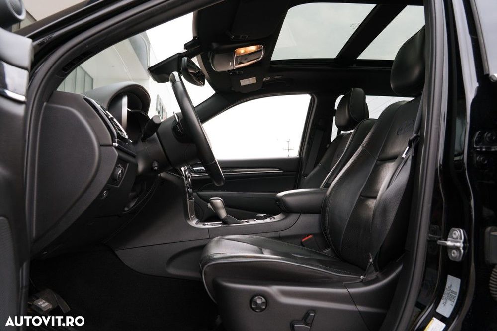 Jeep Grand Cherokee - 14