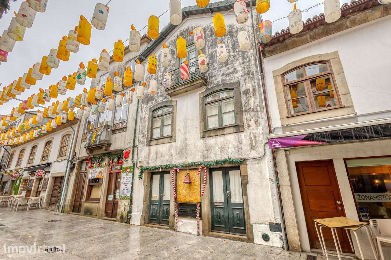 Moradia no Centro Histórico de Santa Maria da Feira - Grande imagem: 2/30