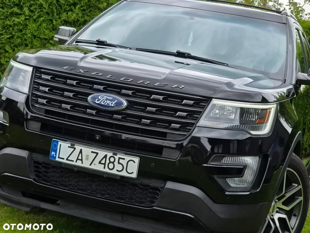 Ford Explorer - 17