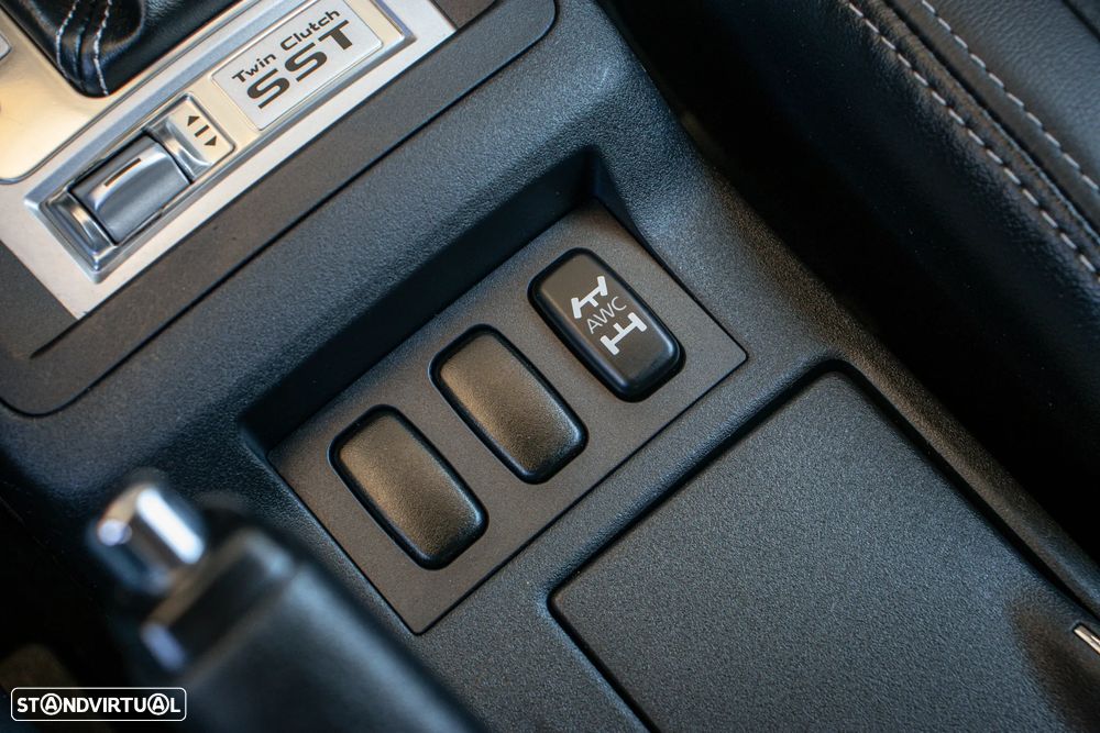 Mitsubishi Lancer - 33